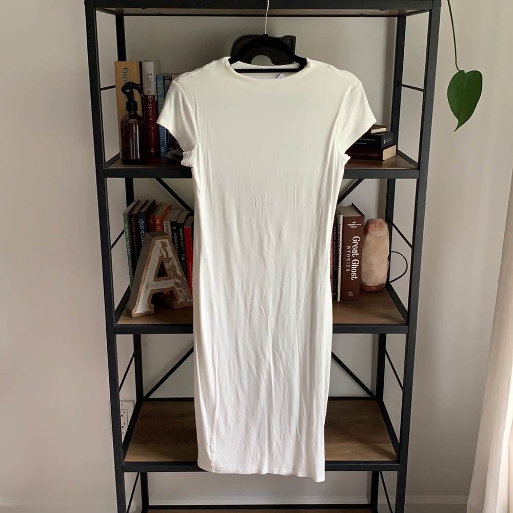 White, Fashion Nova, body con dress.